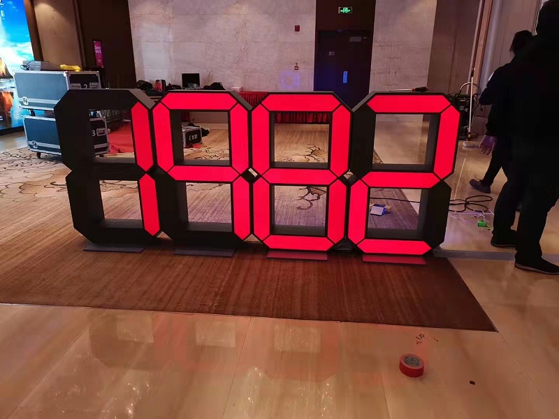 大型發(fā)光字