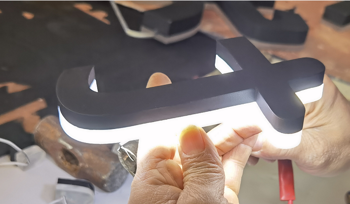 Led發(fā)光字材質分類圖片大全4