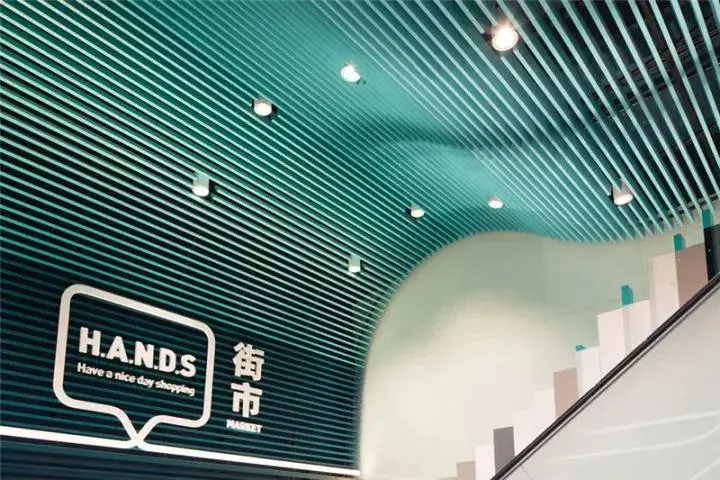 走心的購物中心策劃，是怎么將「導(dǎo)視系統(tǒng)」設(shè)計利用到極致的？10